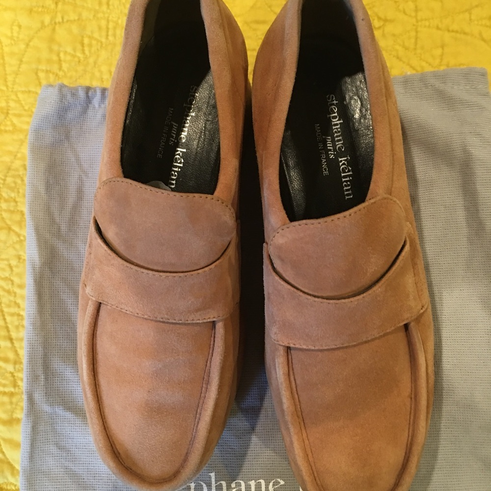 Shoes - Picture 5 of 5